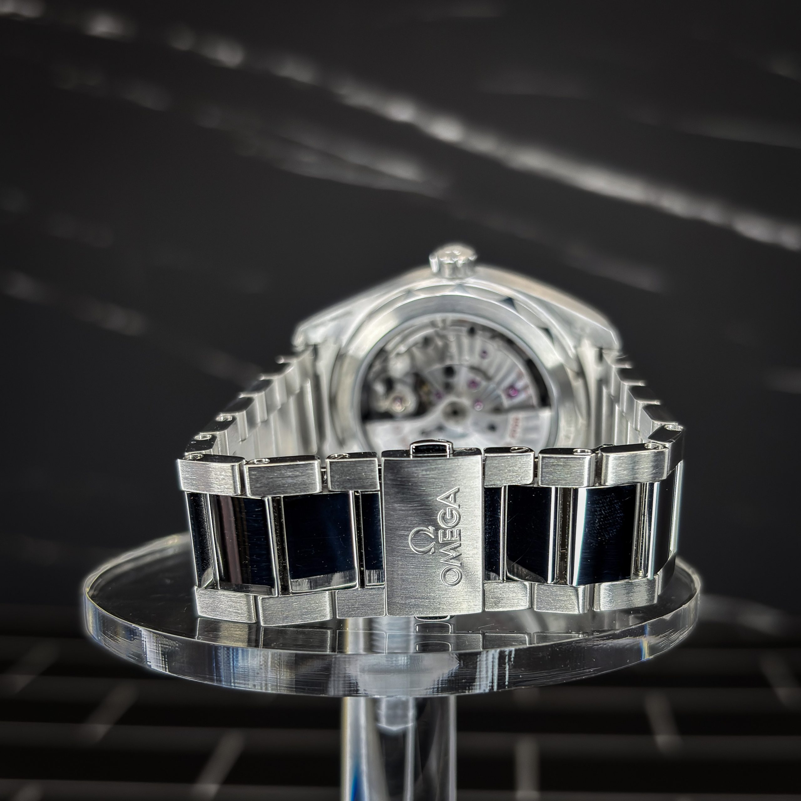 Omega Seamaster Aqua Terra - Image 9
